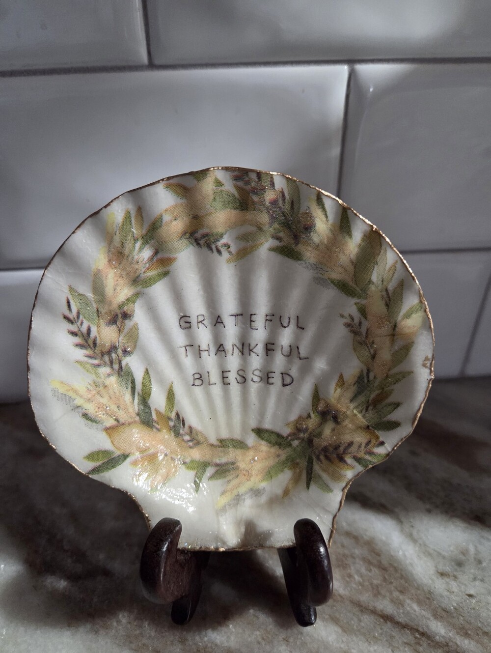 Handcrafted Scallop Jewerly Dish Thankful/Grateful WREATH Design
